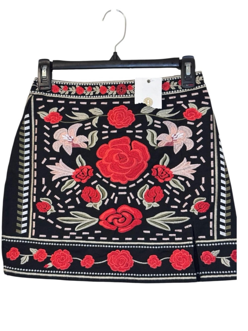 NWT Herencia Collection Embroidered Mini Skirt Size S